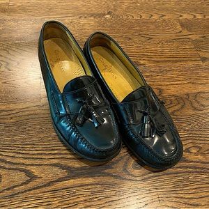Cole Haan size 9.5 Mens Tassel Loafers Nike Air inserts